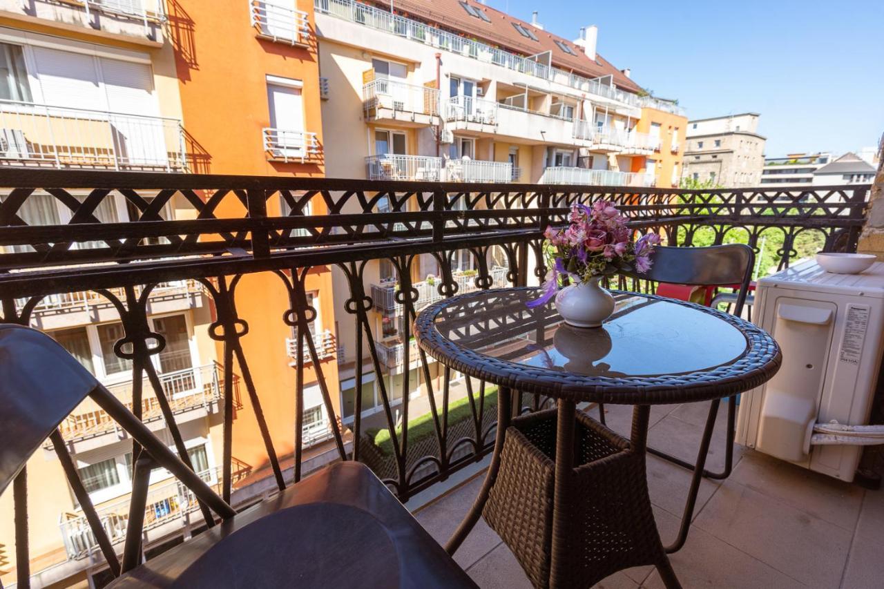 Garys Bright And Spacious Two Bedroom Flat Near Danube Budapest Extérieur photo